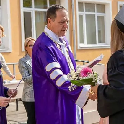 Медицински университет - София е отново първенец в 5 професионални направления