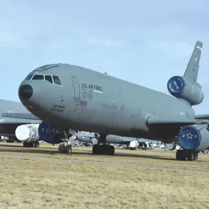 САЩ планират да прехвърлят четири самолета-цистерни KC-10 на държава в Северна Африка