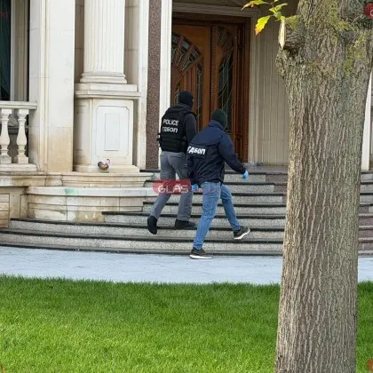 ГДБОП пусна ВИДЕО с шокиращи кадри от вчерашната акция в Костинброд