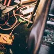 Нова бомбена вълна в София! Евакуираха сградата на НЗОК