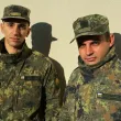 "Войнската чест е морал": Двама редници от Карлово помогнаха на жена след катастрофа СНИМКИ