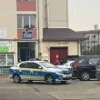 15-годишен извади мачете в училищна тоалетна, нападна двама съученици