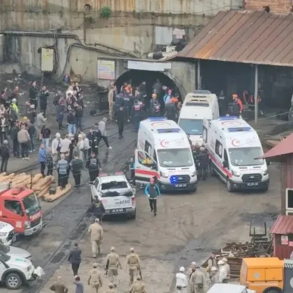 Смъртоносен взрив разтърси въглищна мина в Турция, има загинали и ранени