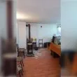 Рухна част от тавана на изборна секция СНИМКА