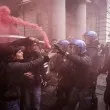 Напрежението в Италия не стихва: стачки, протести и засилена военна охрана СНИМКИ
