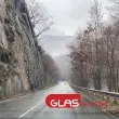Октомври си отива с дъжд и студ, сняг ще вали над 1800 метра