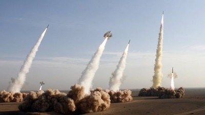 САЩ са изстреляли над 50 ракети срещу сирийска база в провинция Хомс
