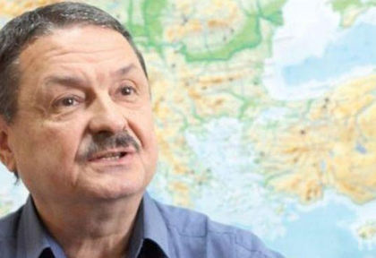 Климатологът Рачев разкри ще продължи ли апокалипсисът в Халкидики и къде през август живакът ще удари 46 градуса!