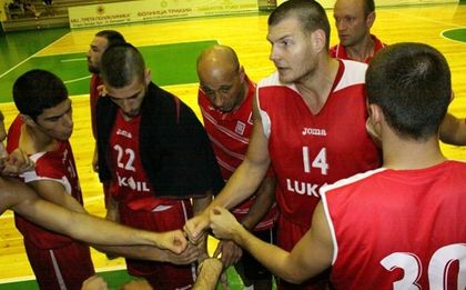 Лукойл Академик замина за Русия без
Павлин Иванов
