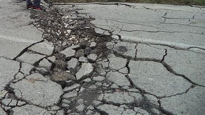 Комисия ще проверява "спи или не" свлачището край Горни Воден