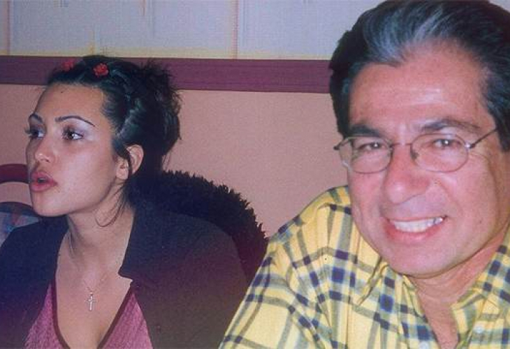 Ким Кардашиян шашна фенове със СНИМКА от 90-те, на която е без нито една пластична операция
