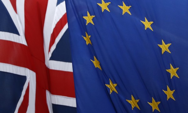 13 месеца след референдума за Brexit - напускането на ЕС сложно и проблемно
