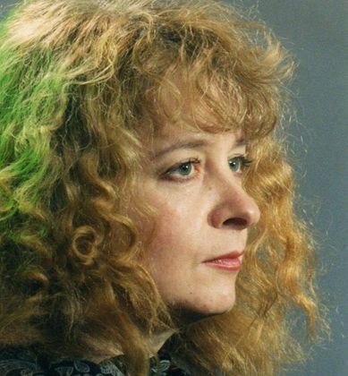 Столична библиотека заедно с Българския П.Е.Н.-център започва поредица от представяния на своите членове с вечер с поезията на Александра Ивойлова на 11 март