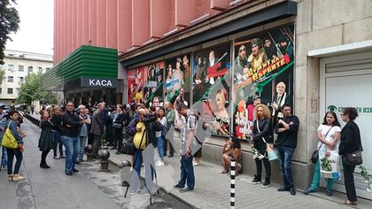 Започна поклонението пред Никола Анастасов