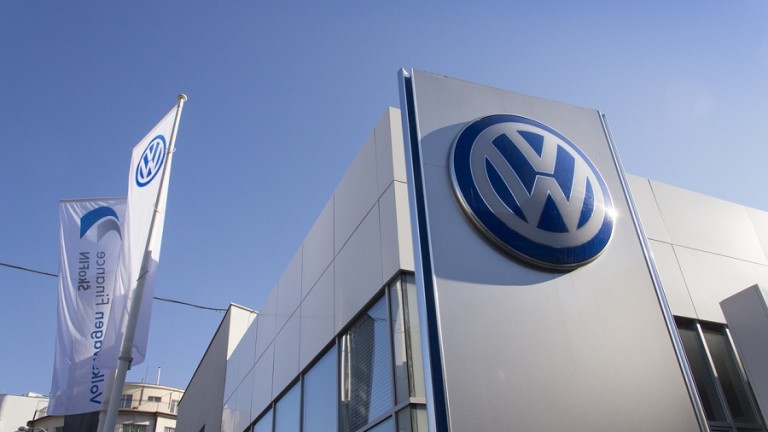 Борисов пред германско издание: Борбата за новия завод на VW продължава