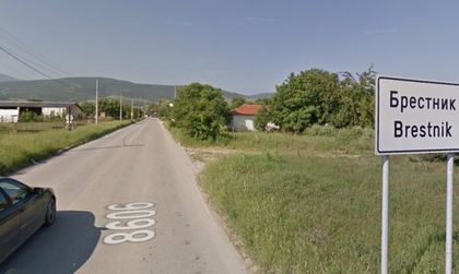 Пешеходец е в тежко състояние, след като бе блъснат от автобус