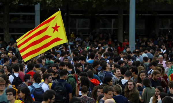 Каталуния обявява независимост, ако автономията бъде отменена