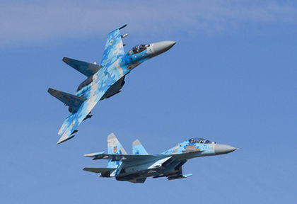 Извънредно! Американски пилот загина при катастрофа на изтребител Су-27 в Украйна
