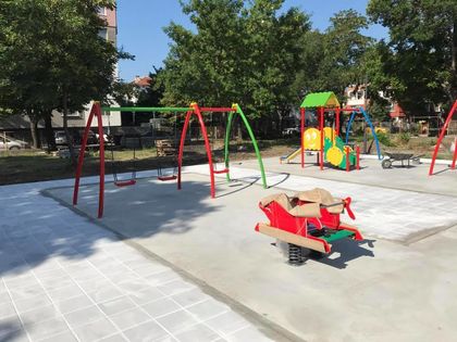 Най-новата и модерна детска площадка в „Южен“ готова до дни