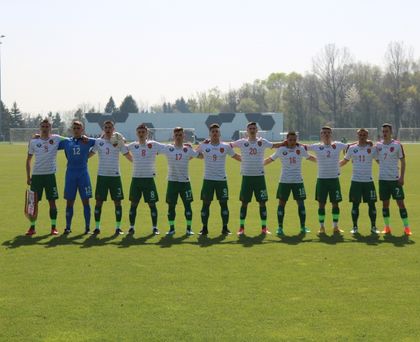 България прегази Гибралтар в евроквалификация при U19, Крис Добрев с асистенция