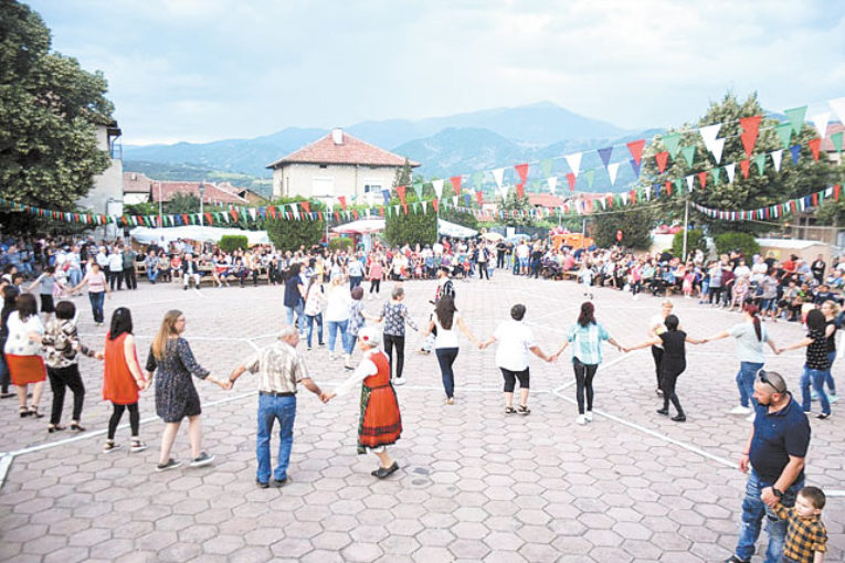 2000 се събраха в Черниче за празника на евроселото