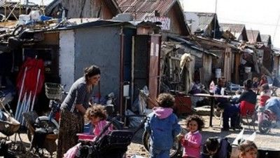 Валери Симеонов се среща с граждани от Пловдив заради проблеми с ромите