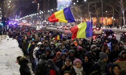 Румънци на протест, властта помилва затворници