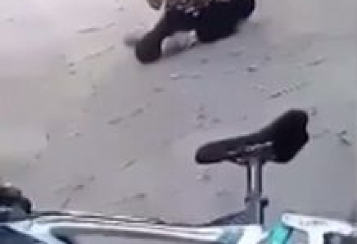 Брутално кървав бой между ученички втрещи Габрово (СНИМКИ/ВИДЕО 18+)