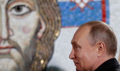 Разбожествяват Путин – рейтингът му продължава да пада