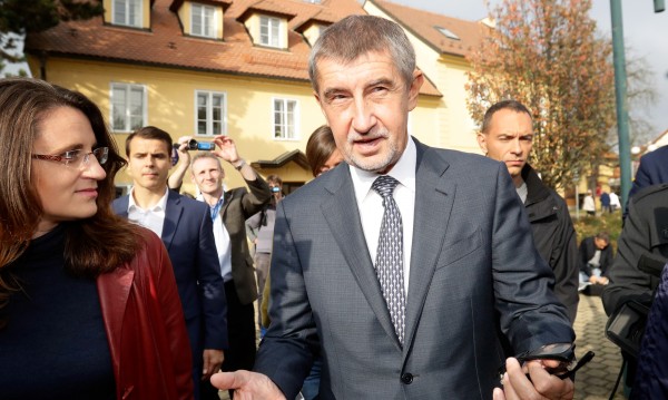 Чешки министър плаши с Чехзит