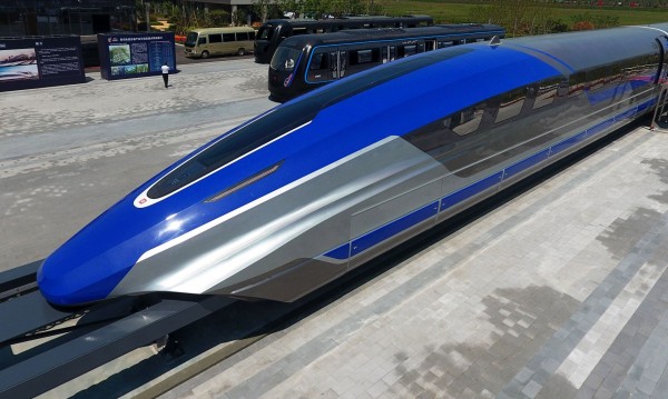 Китай пусна първия влак с магнитна левитация, 