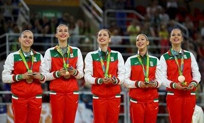 Гимнастичка от ансамбъла: Пенсионирах се преди баба ми!
