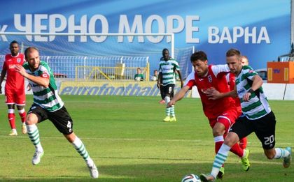 Две битки с различен залог в А група