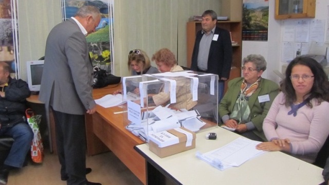 В Смолянско активността е над 11 % към 10.00 ч.