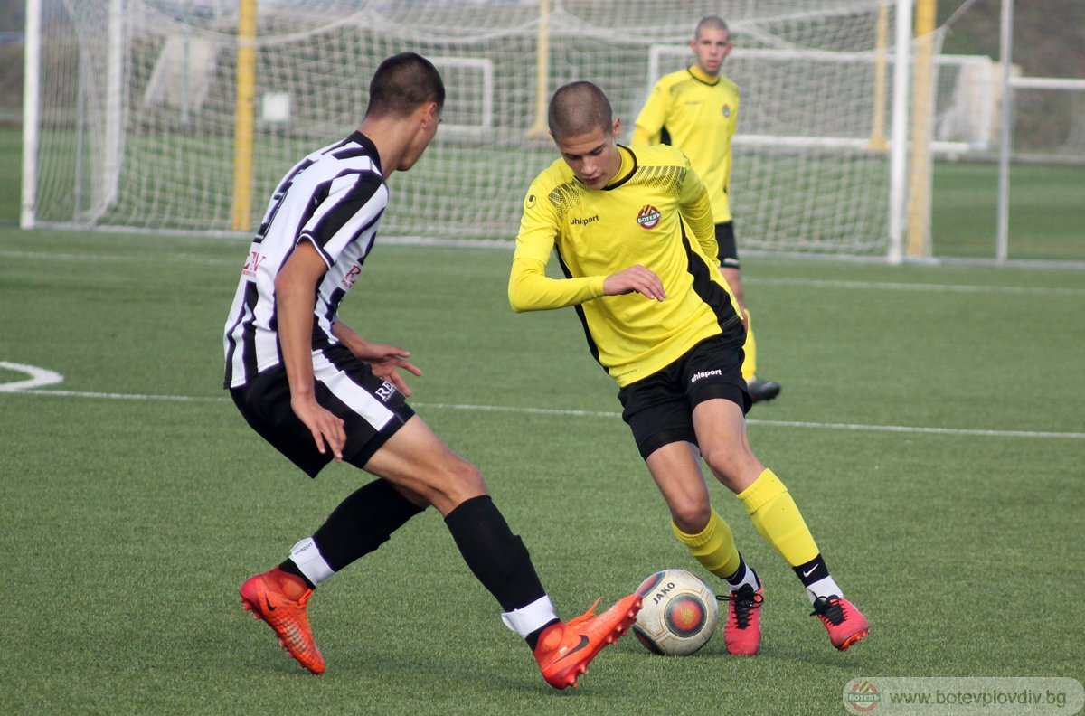 БФС потвърди Glas.BG: Преместиха дербитата в U17 - пловдивското и вечното