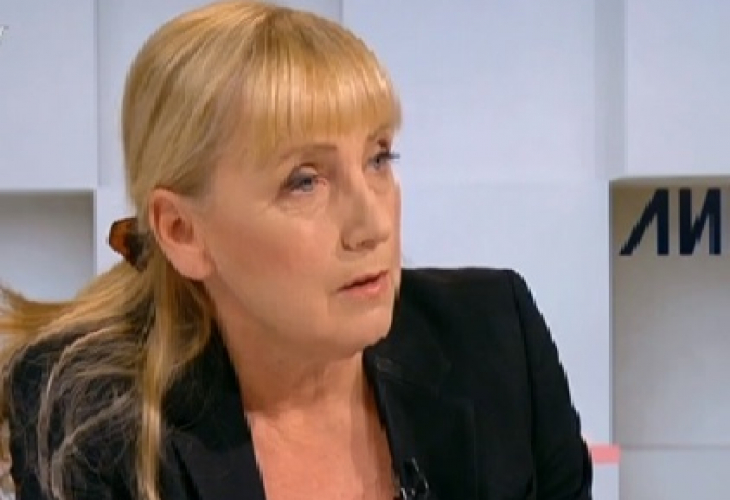 Йончева избухна срещу Борисов и коментира заплахите срещу нея