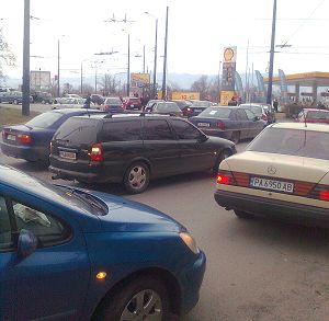 Протестиращи блокираха пътя Пазарджик - Пловдив, полицията е безсилна