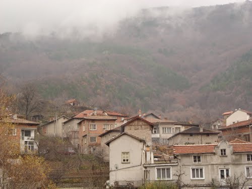 И Бачково на трети тур