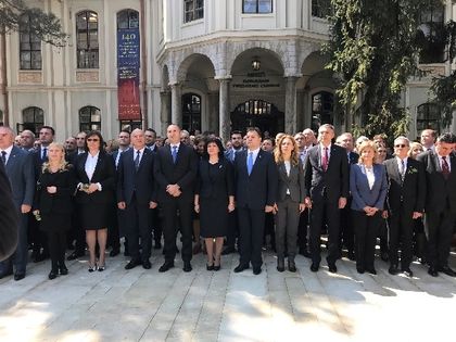 Велико Търново: Председателите на всички парламентарни групи призоваха да сме единни и да следваме заветите на на учредителите на Търновската конституция