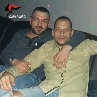 В Неапол арестуваха двама българи, търсени за убийство и грабеж (