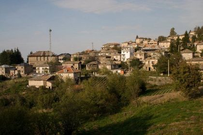 Всички в Чурен гласуваха, чакат само един