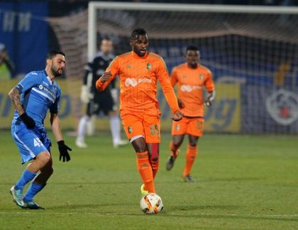 НА ЖИВО С БЛИЦ: Литекс - "Левски" 0:0, Тасков не даде дузпа на домакините