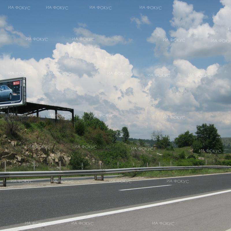 Сливен: Десетметров кръст, който да символизира държавността и вярата, е издигнат на 261 киломентър на автомагистрала „Тракия“ край Кермен