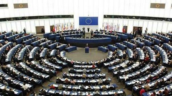 Еврокомисията ще анулира дългосрочните договори с "Газпром"