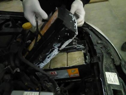 Бургас: Окръжната прокуратура задържа за 72 часа мъж, обвинен за контрабанда на близо 3 кг хероин през границата с Република Турция