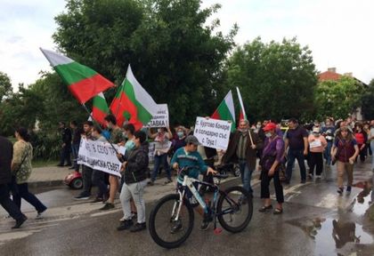 Напрежение! Нов бунт в Труд заради биоцентралата, чакат Бойко