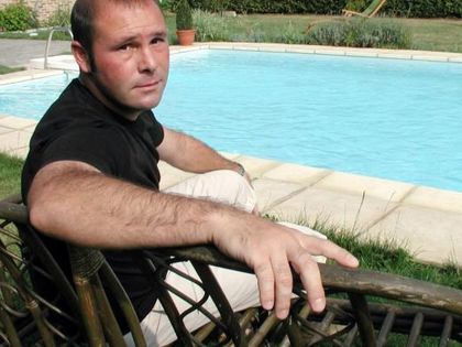 Футболният революционер остана без пари