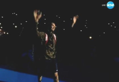 Пълна зала и ВИП гости посрещнаха Гришо и Монфис (ВИДЕО)