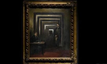 С отвертка срещу фюрера: Мъж "нападна" картина на Хитлер