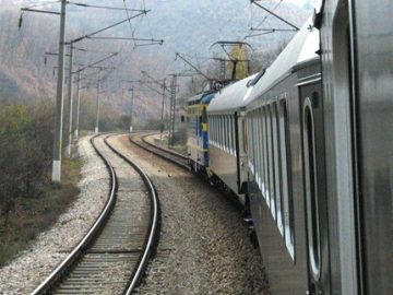 Управителят на фирмата-собственик на дерайлиралия влак край Пловдив: Машинистите са се движели с нормална скорост